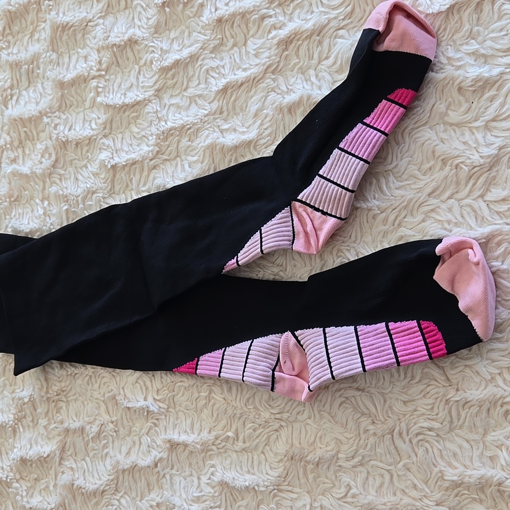 Colorful Striped Compreesion Socks Set - Picture 6 of 9